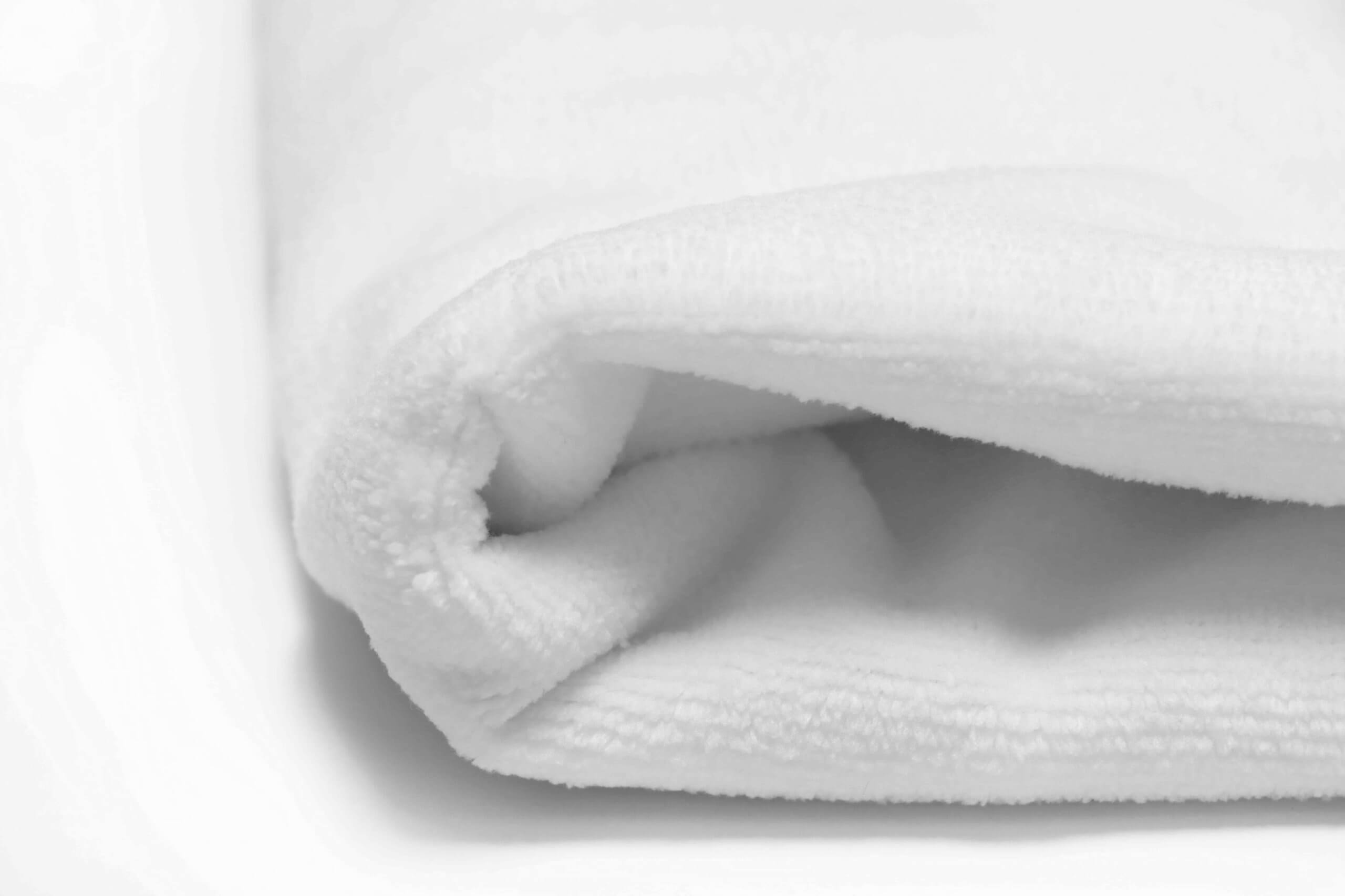 Custom Louis Vuitton beach towel house slippers👣👣 which pair is